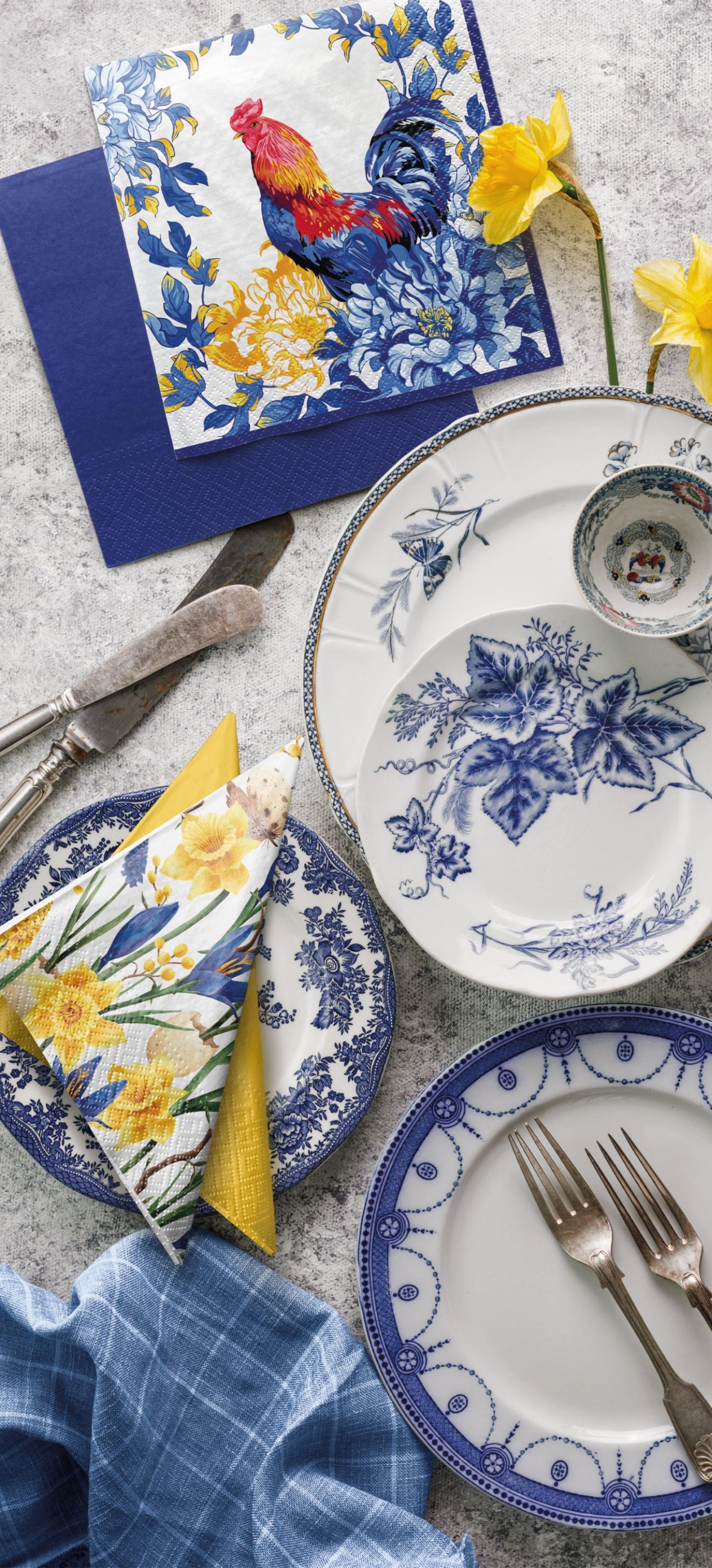 Salvete troslojne 33x33 cm Muscari with Daffodils 1/20